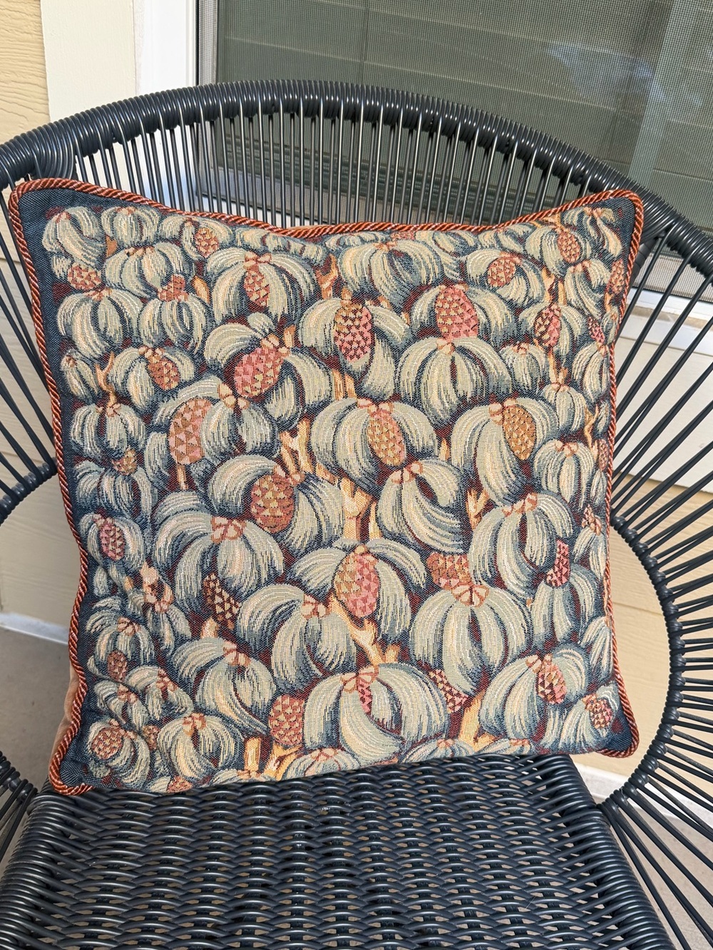 Vintage Decorative Tapestry Pattern Throw Pillow